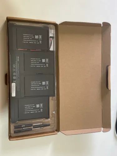 Bateria para Apple MacBook Air 13" A1466 (2013 a 2017) de 4800 mAh e 7.3V