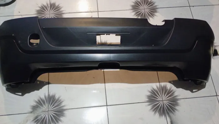 Para-choque traseiro do Renault Sandero stepway 2004/2018