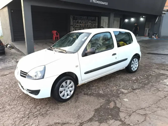 Renault Clio Campus Hi-flex 1.0 16V 3P 2009