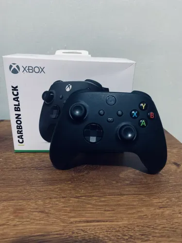 Controle Xbox séries S carbon black extremamente novo!