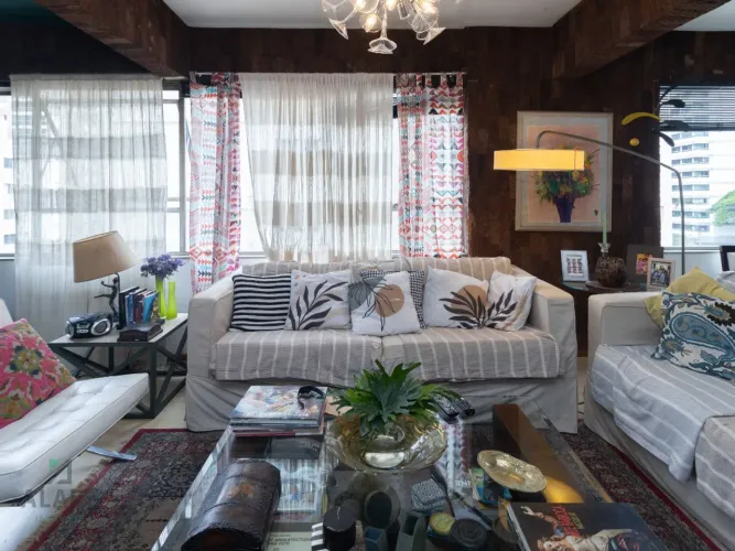 Apartamento para venda em Moema com 3 quartos, sendo 1 suíte, 132m²