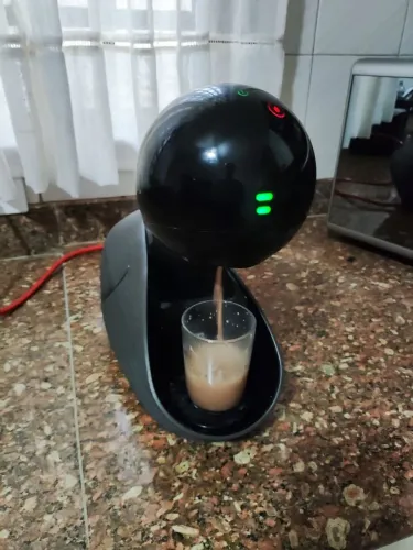 Cafeteira Dolce Gusto Movenza