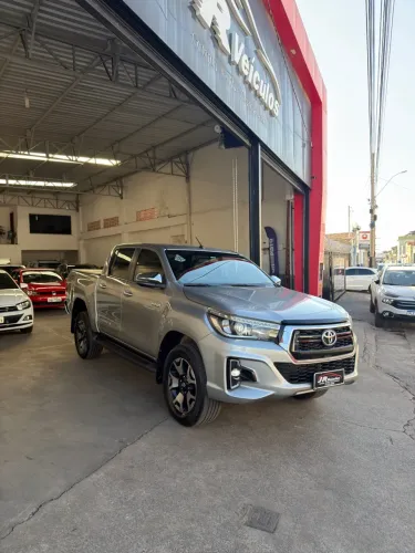 Toyota Hilux CD SRX 4X4 2.8 TDI 16V Diesel Aut. 2020