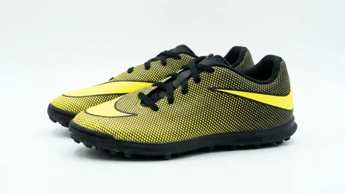 Chuteira nike society tamanho 36