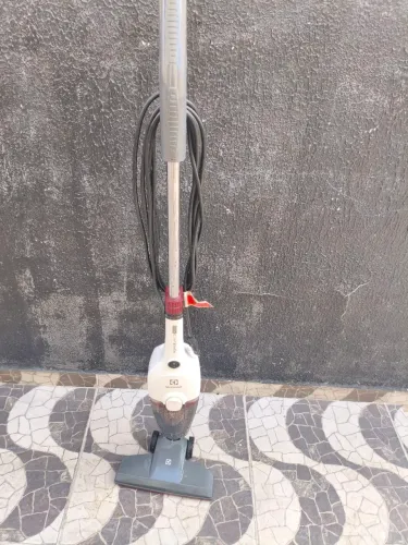 Aspirador de pó Electrolux 1400w