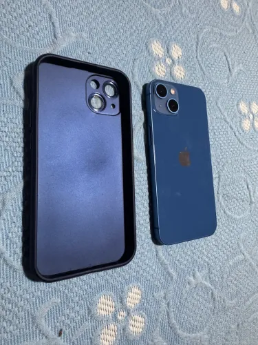 iPhone 13 128
