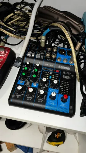 Mesa de som MG06X Yamaha