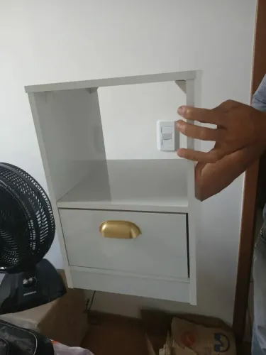 Montador de móveis aldeia é regiões 