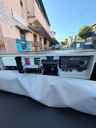 Som automotivo