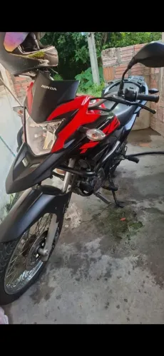 Vendo xre190 ano 2022 moto único dono em excelente estado