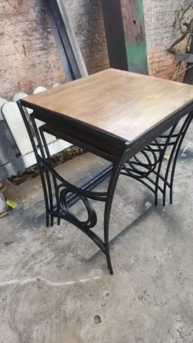 Conjunto de mesas antigas!
