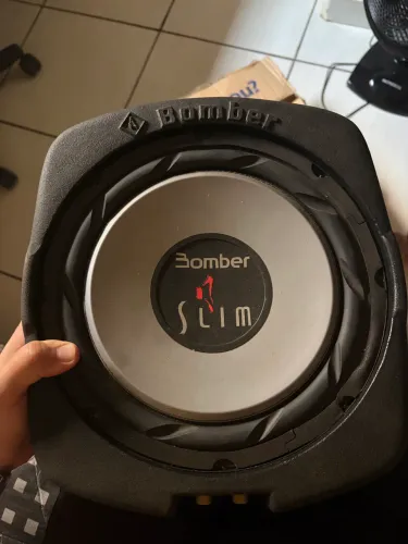 Subwoofer Bomber Slim