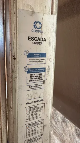 Escada reta 4,5 metros