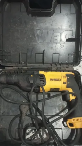Furadeira/martelete Dewalt