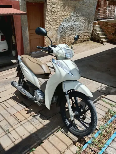 Honda Biz 125 ano 2021<br>