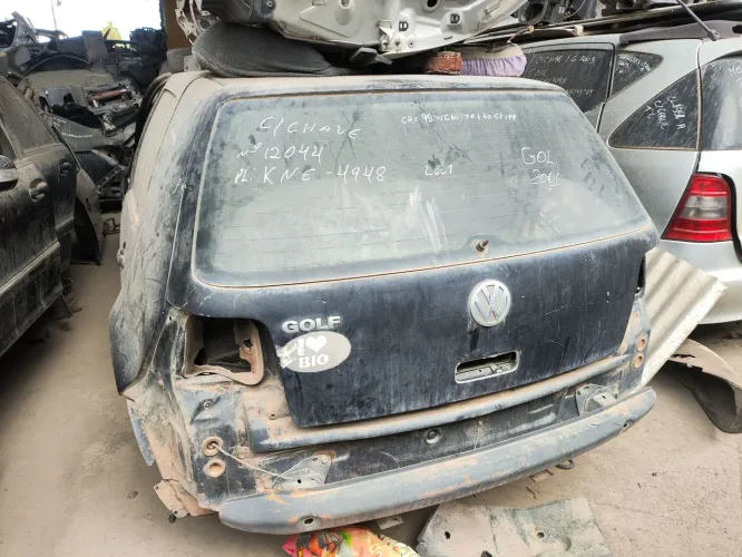 VENDO PEÇAS GOLF 1.6 2001