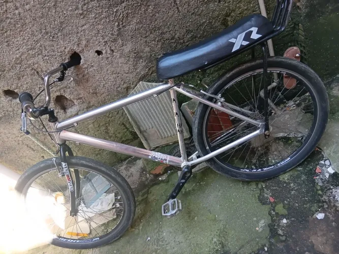 Vendo ou troco bike aro 26 - R$ 600