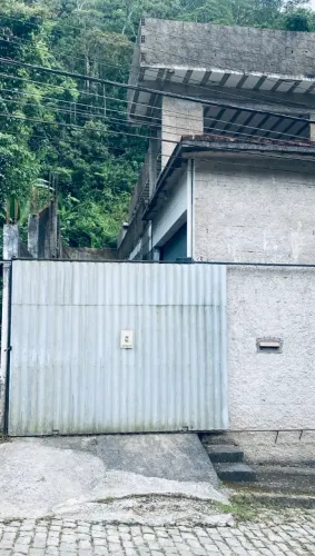 Vendo galpão com casa em anexo