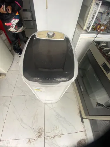 Vende-se tanquinho