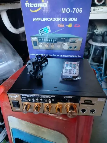 Amplificador novo zerado só foi usado uma vez 