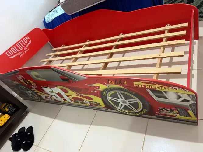 Cama infantil carros com colchão 