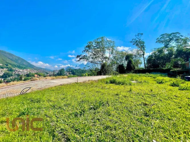Terreno à venda, 200 m² por R$ 230.000,00 - Tijuca - Teresópolis/RJ