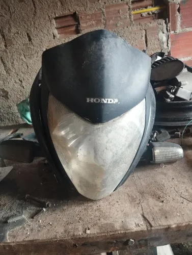 Frente da cb300