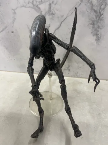 ACTION FIGURE ALIEN XENOMORPH - NECA ORIGINAL (LOOSE)