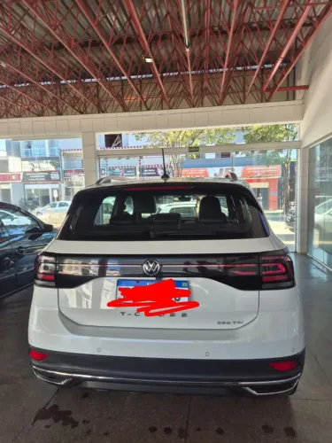 Volkswagen T-Cross Highline 1.4 TSI Flex 16V 5P AUT 2021