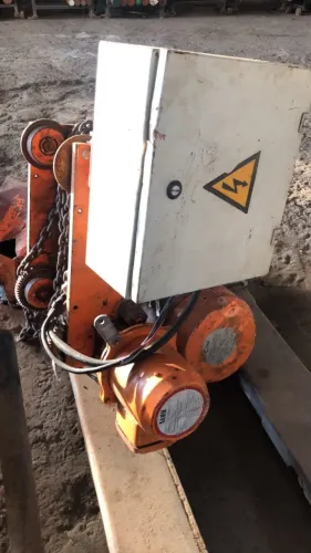 Talha Elétrica Clock 2 Toneladas - 211,8 kg