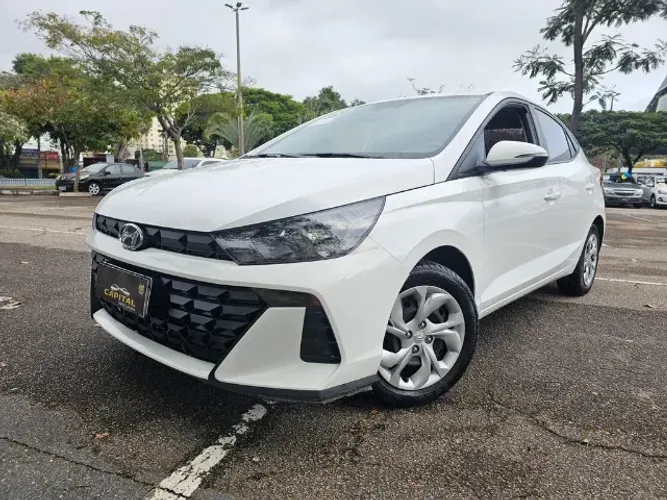 Hyundai HB20S Comfort Plus 1.0 Flex 12V Mec. 2025