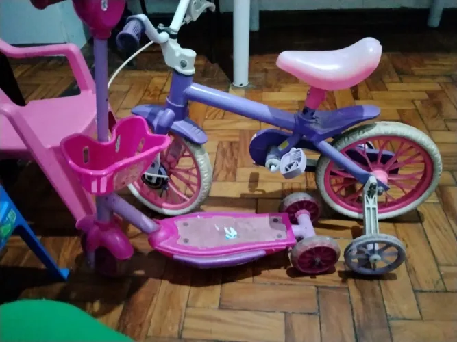 Patinete e bicicleta infantil (combo)