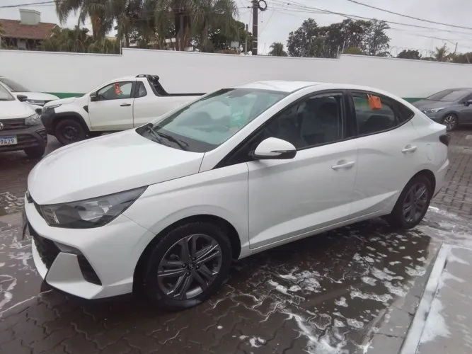 Hyundai HB20S Comfort 1.0 Flex 12V Mec. 2024