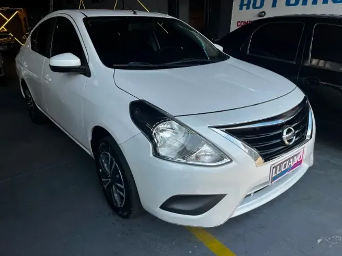 Nissan Versa 1.0 12V Flexstart 4P Mec. 2020