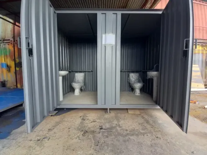 Banheiro Desmontável para Canteiro de Obras com Piso Naval
