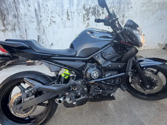 Xj6 2011 com acessórios esportivo e original chaves reservas e manual