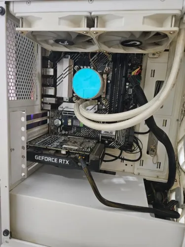 PC Gamer RTX 3060 8GB + i5-10400F + 16GB RAM + SSD 1TB