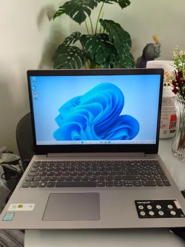 Notebook i5 , 1TB Lenovo Ideapad S145 