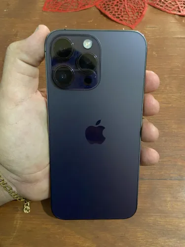 iPhone 14 Pro Max roxo 