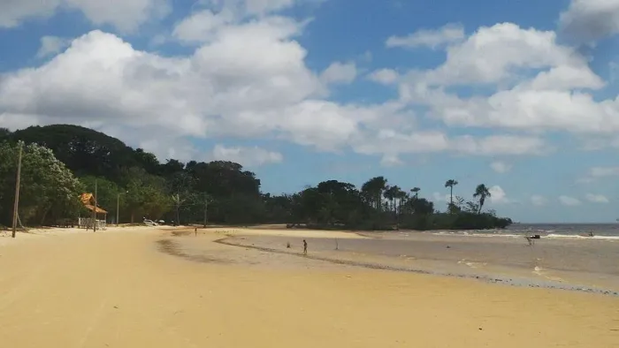 Vendo terrenos na Praia de Sirituba/Barcarena - Pará/Brasil