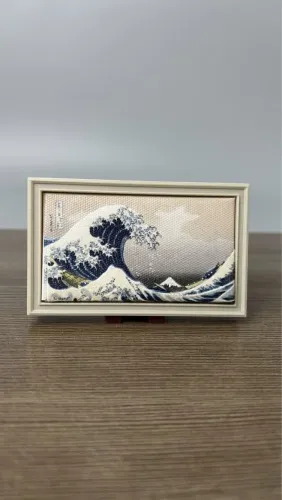 Mini Brands - Obra: A Grande Onda de Kanagawa