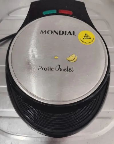 Omeleteira Mondial 220 v