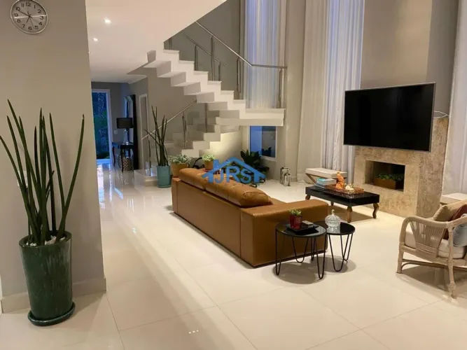 Casa à venda e para alugar em Santana de Parnaíba, Alphaville, com 5 suítes, com 340 m², G