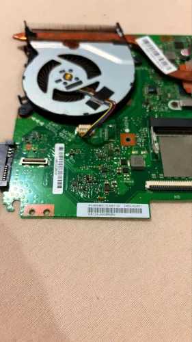 Placa mãe Asus Z450U