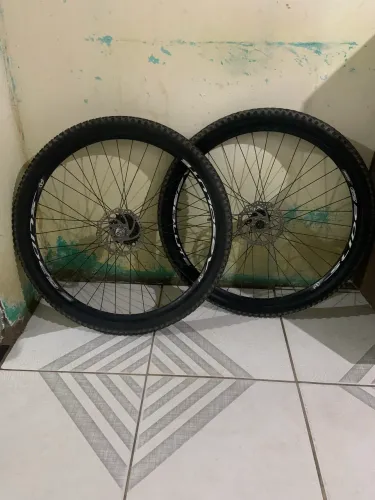 Pneu completo aro 29 