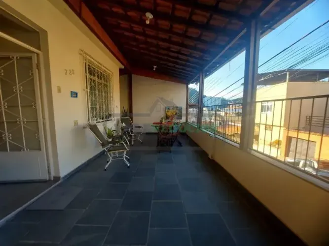 RV-MAR5502 OPORTUNIDADE CASA 3 QUARTOS EM OTIMA LOCALIZAÇÃO
