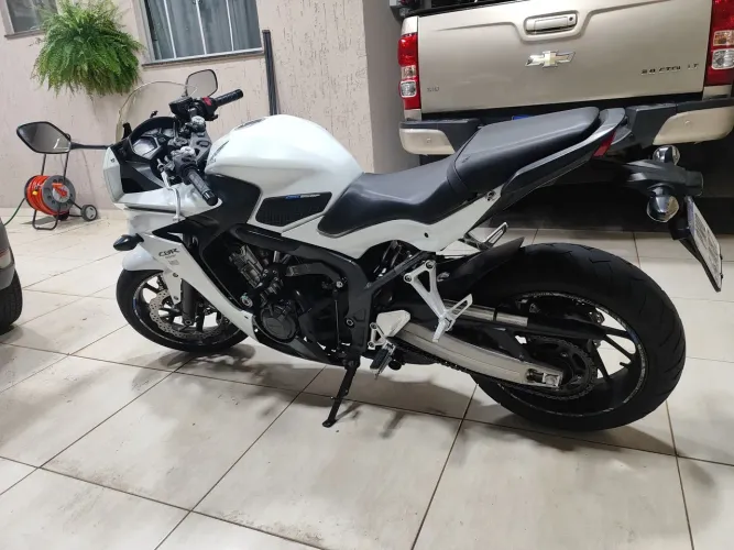 CBR 650F - Zera e sem detalhes R$ 36 mil - Primeiro que ver leva.