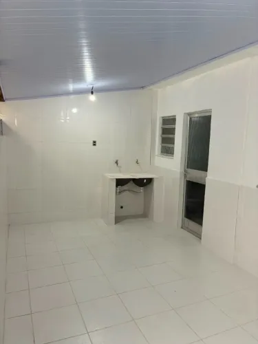 Casa no Rocha - Oportunidade única REFORMADA
