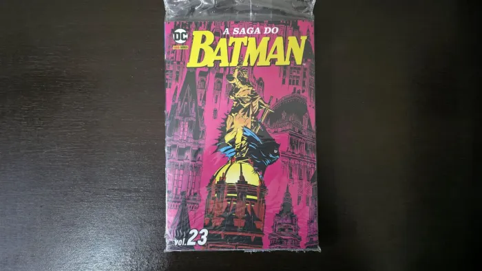 A Saga do Batman Vol. 23 - Primeira Temporada (Lacrado) - DC Comics - HQ Panini