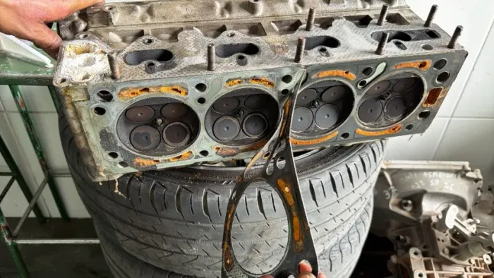 Cabeçote Vectra 2.2 16v 2002 1999 Usado 2000 2001 Sem Motor Tampa de Válvula e Outras Peça